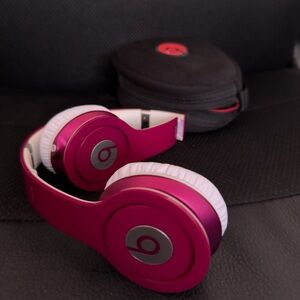 Beats by Dr Solo HD headphone